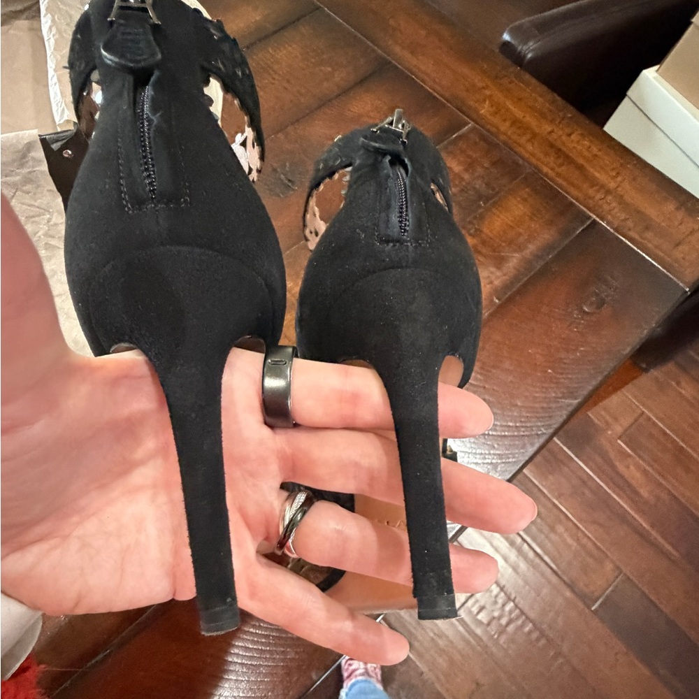 Alaia Black Heels - Picture 8 of 12